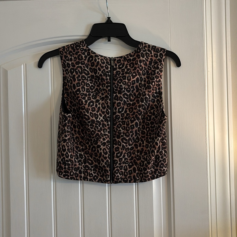 NWT French Connection Leopard Top - Picture 2 of 3